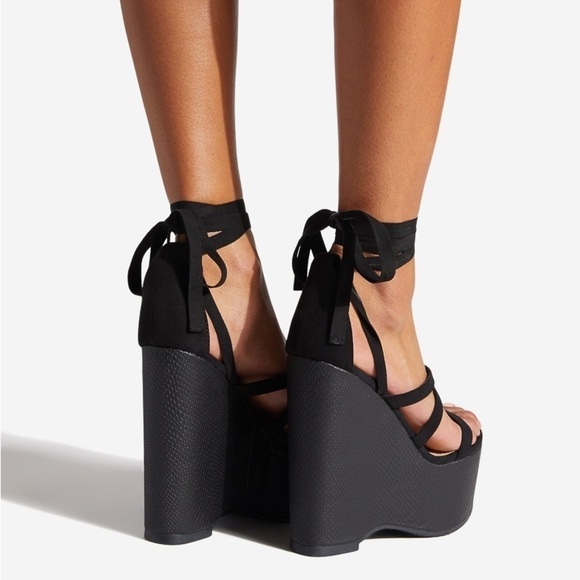 New Shoe Dazzle Kajsa High Platform Black Wedge Sandal with Ankle Ties - Picture 4 of 15